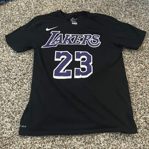 Nike Lebron James Jersey T-Shirt - Picture 1 of 4